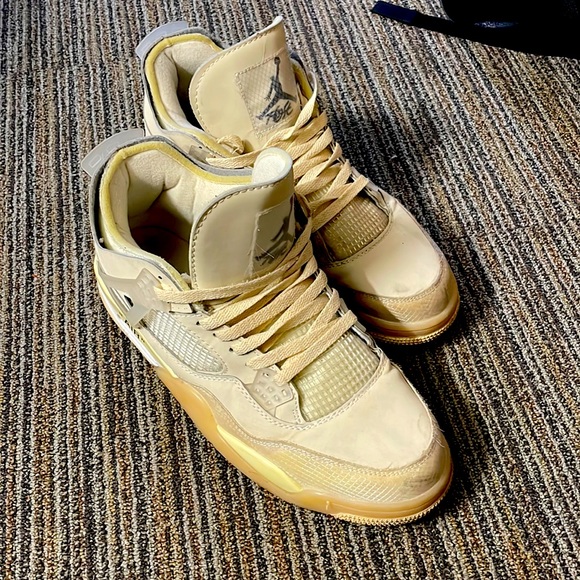 Off White Jordan 4